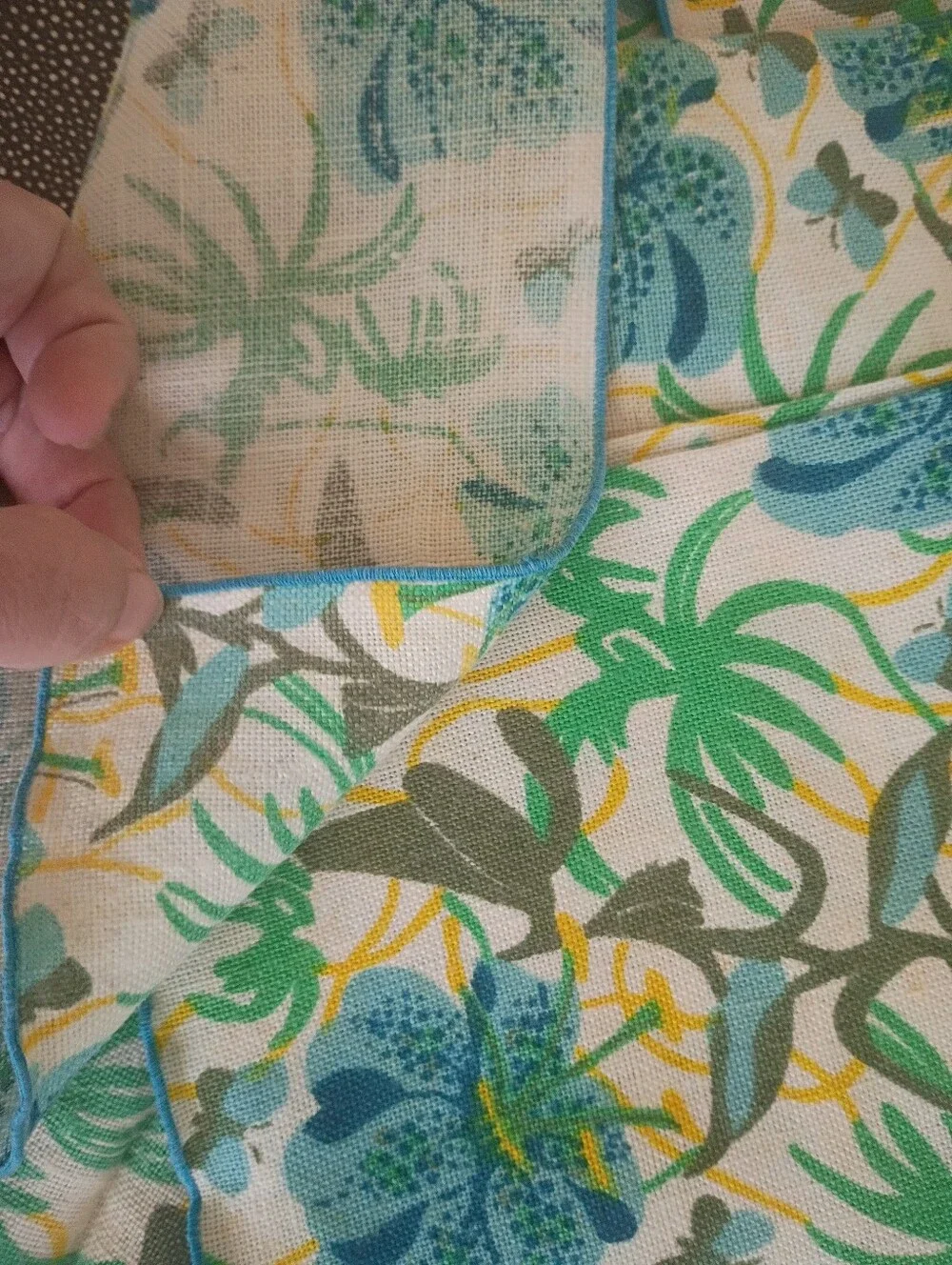4 Vintage 1960s Floral Green & Blue Napkins